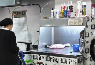Intérieur du pressing SevenSec
